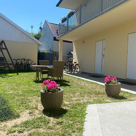 Bursztyn 2 Apartment Rewal Exterior photo