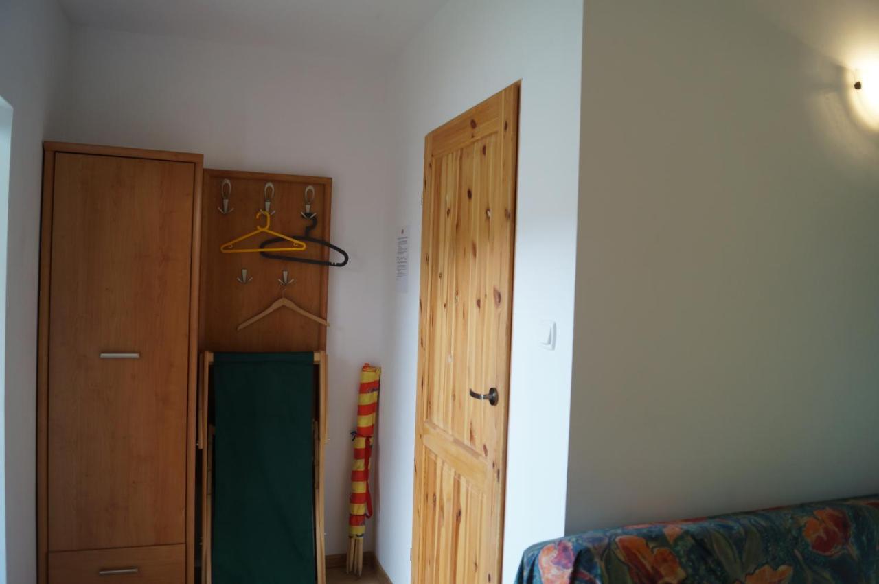 Bursztyn 2 Apartment Rewal Exterior photo