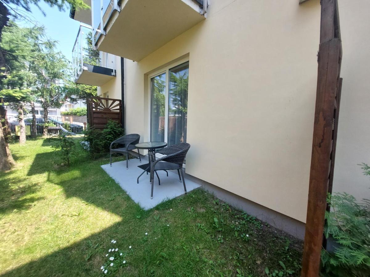Bursztyn 2 Apartment Rewal Exterior photo