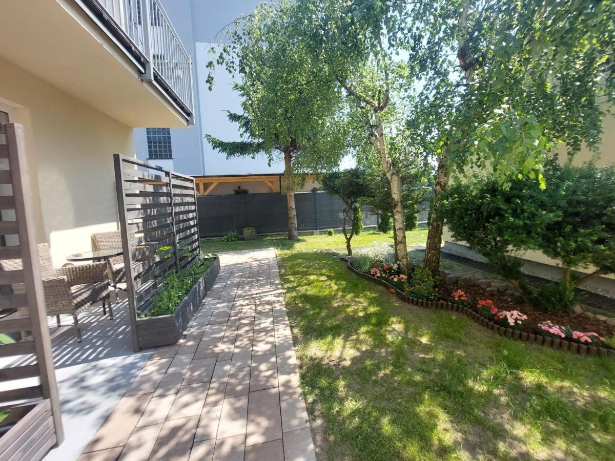 Bursztyn 2 Apartment Rewal Exterior photo
