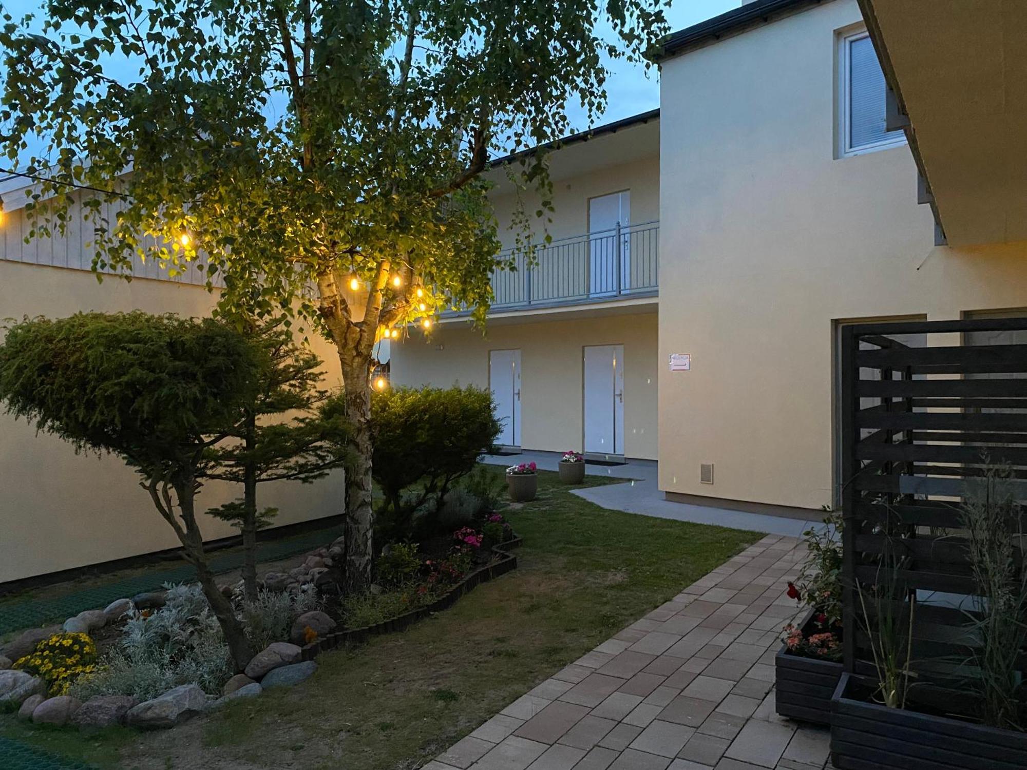 Bursztyn 2 Apartment Rewal Exterior photo